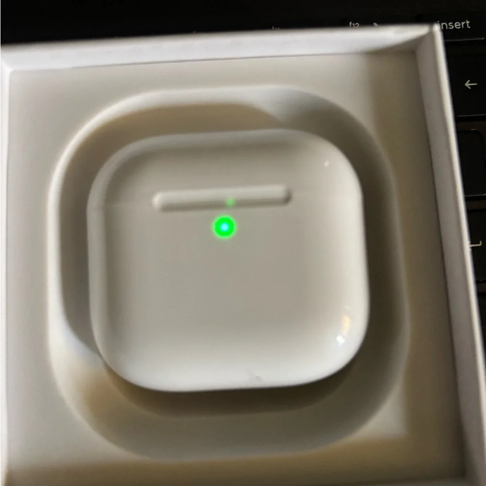 Apple White Wireless Earphones